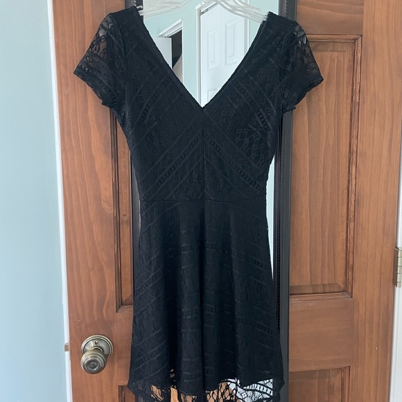 Black Lace Dress - Forever 21 - Picture 1 of 5